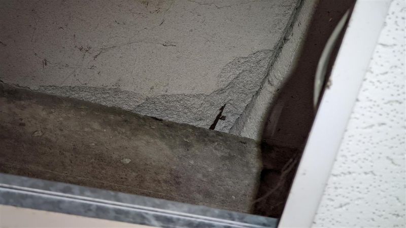 2 of 10 - RAAC corrosion damage